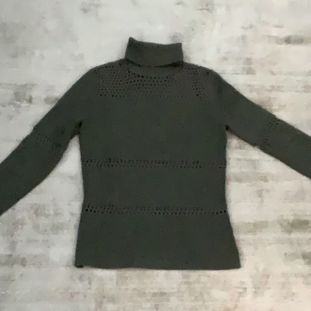 Turtleneck sweater olive green